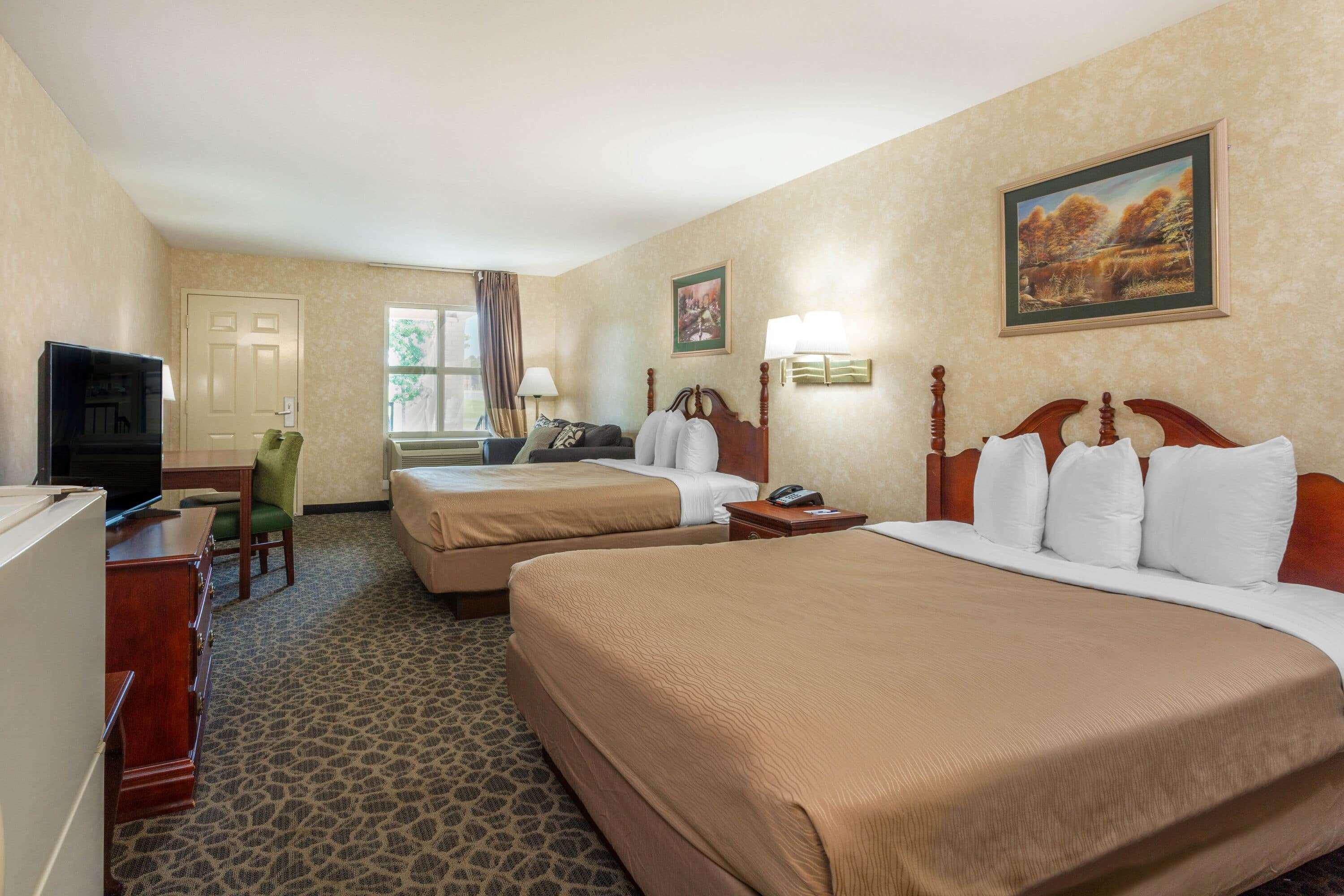 Brentwoodinn&Suites גלן אלן מראה חיצוני תמונה