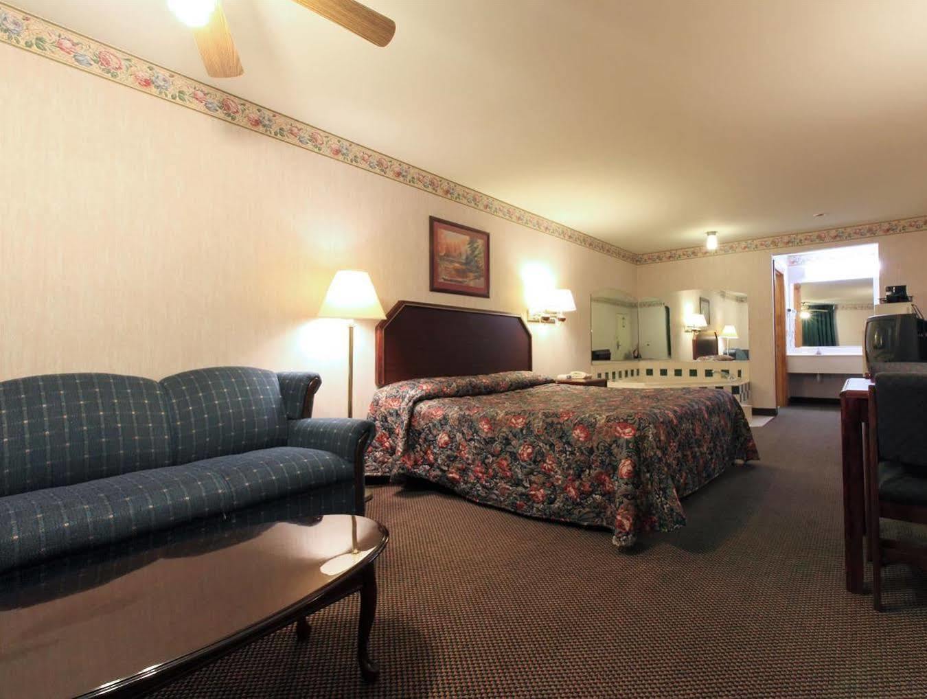 Brentwoodinn&Suites גלן אלן מראה חיצוני תמונה